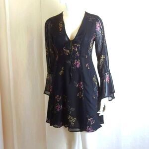 Black Floral Boho Dress NWT Chiffon Size Small